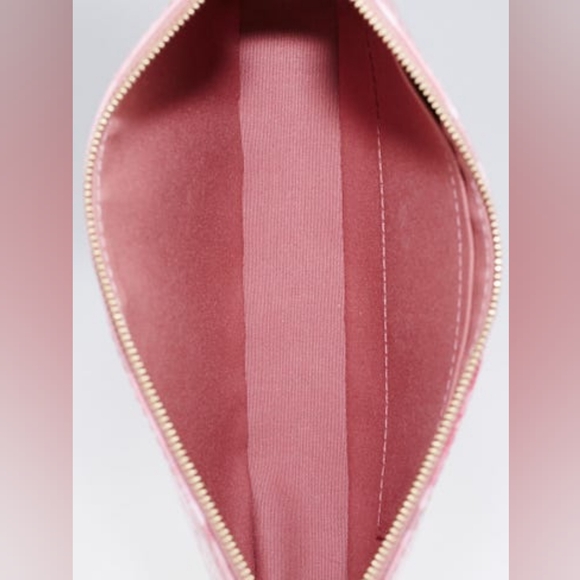 SOLD LOUIS VUITTON Limited Edition Rose Velours Monogram Vernis Ikat Pochette - Picture 6 of 6